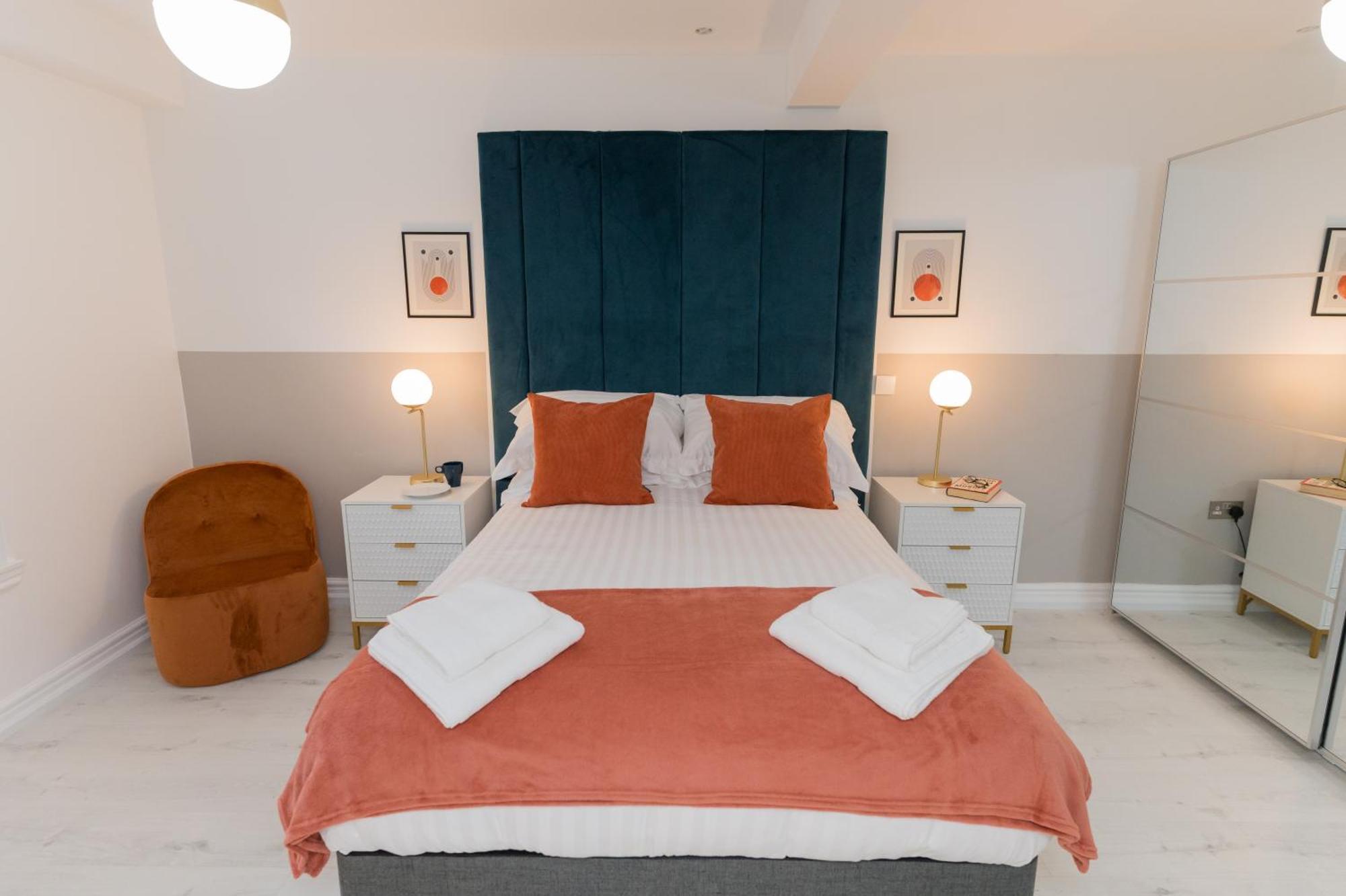Luxurious 2 Bed Birmingham House Free Parking - Sleeps 6 Apartment ภายนอก รูปภาพ