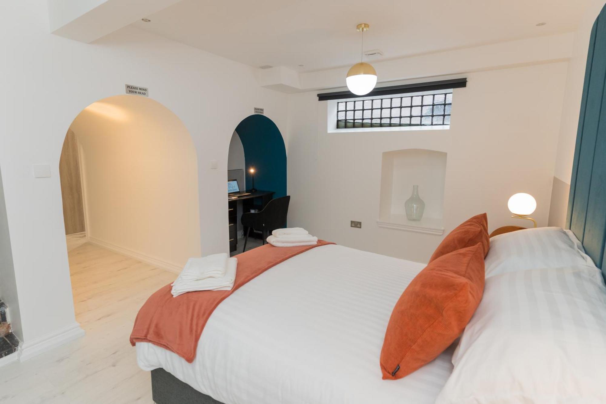 Luxurious 2 Bed Birmingham House Free Parking - Sleeps 6 Apartment ภายนอก รูปภาพ